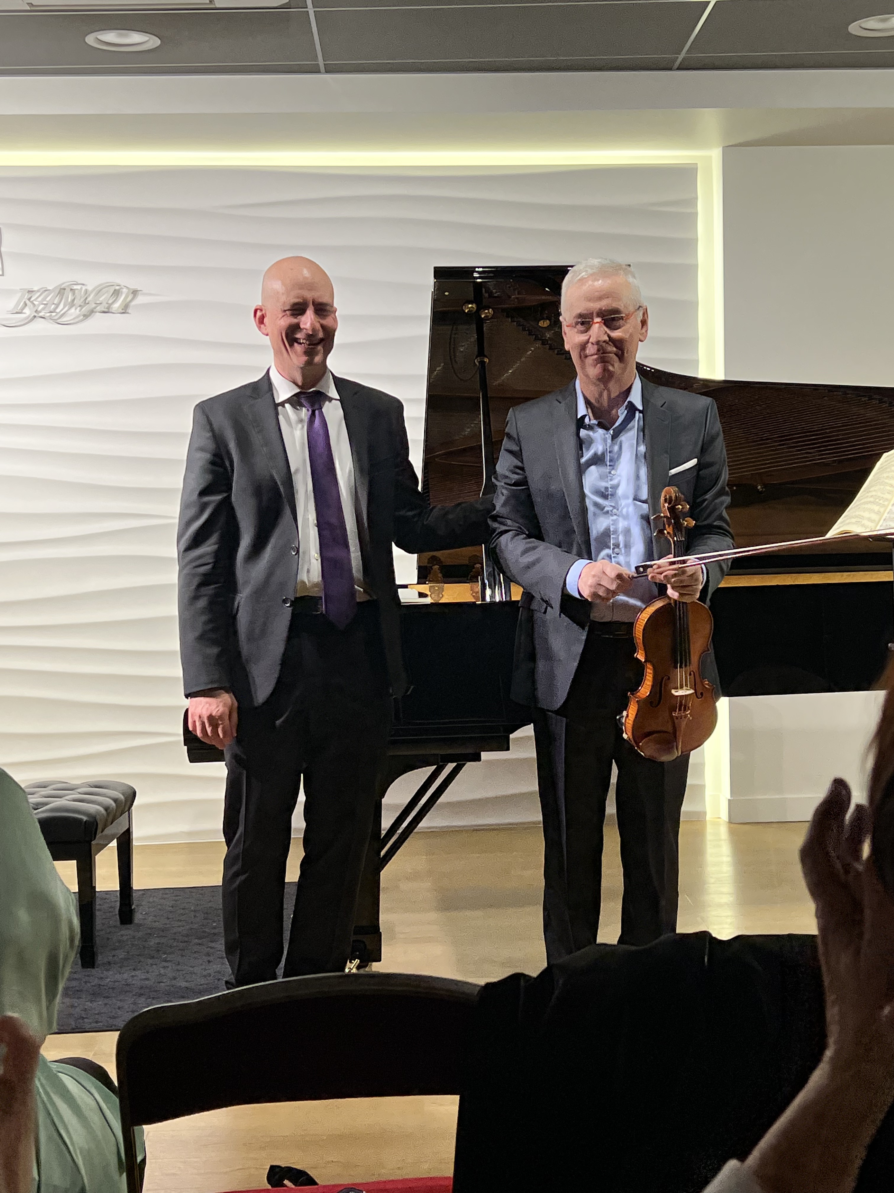 305BBD82-8783-4B39-862A-1CA6566644F6