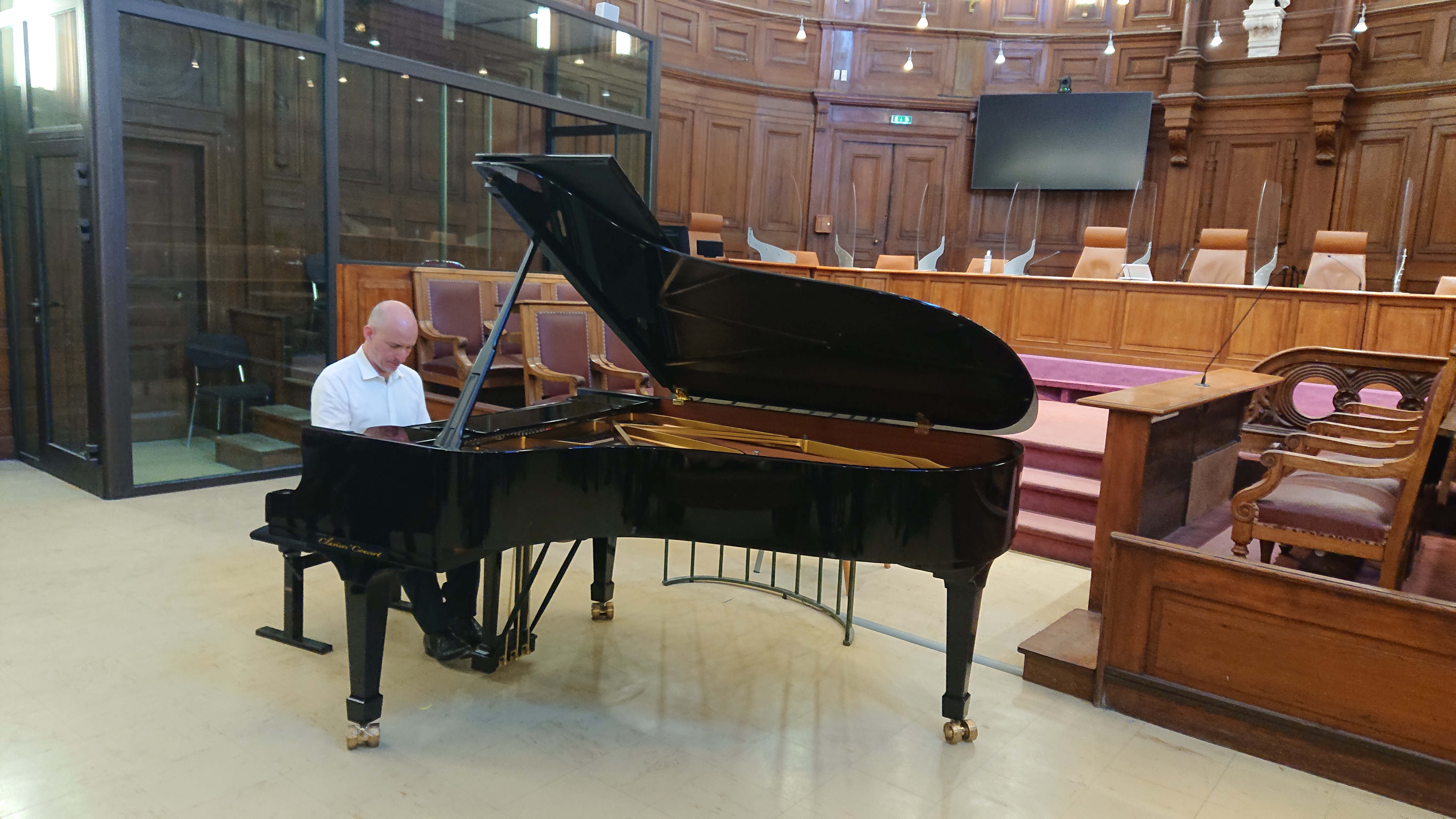 AB9A2294-265C-4096-B2AB-77B461F17F6F